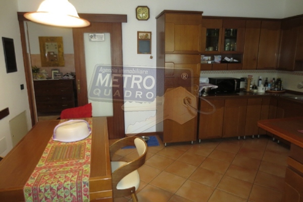 ingresso cucina - UNIFAM. AFFIANCATA THIENE (VI) NORD 